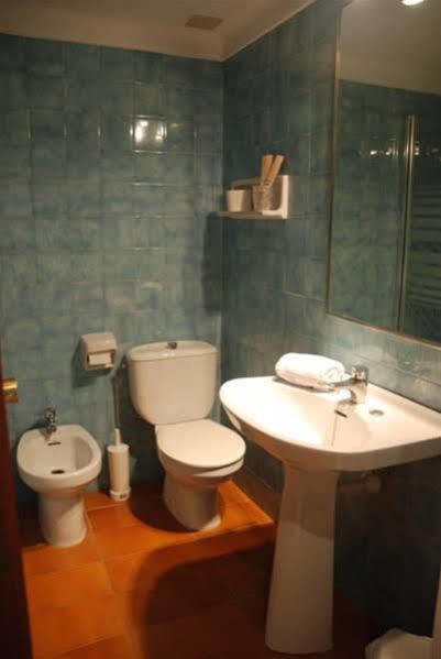 Hostal Torras Сант Хилари Сакалм Екстериор снимка