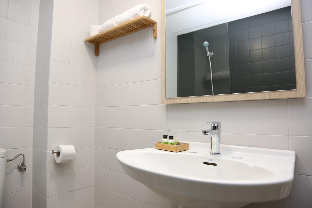Hostal Torras Сант Хилари Сакалм Екстериор снимка