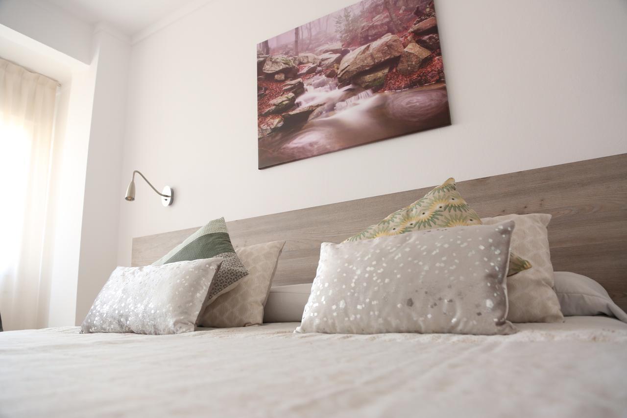 Hostal Torras Сант Хилари Сакалм Екстериор снимка