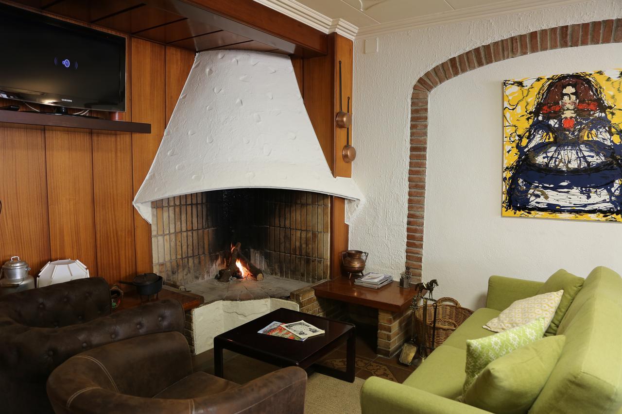 Hostal Torras Сант Хилари Сакалм Екстериор снимка
